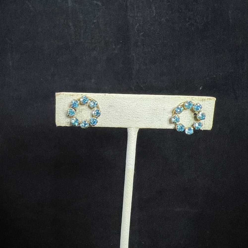 Vintage 1/20 12K GF Screw Back Blue Rhinestone Earrings Signed TK (2791)